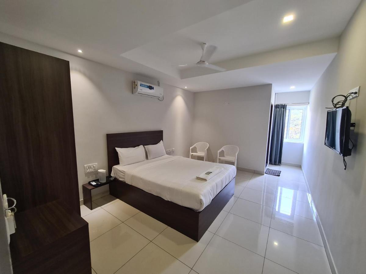 Hotel O Urban Inn Bangalore Esterno foto
